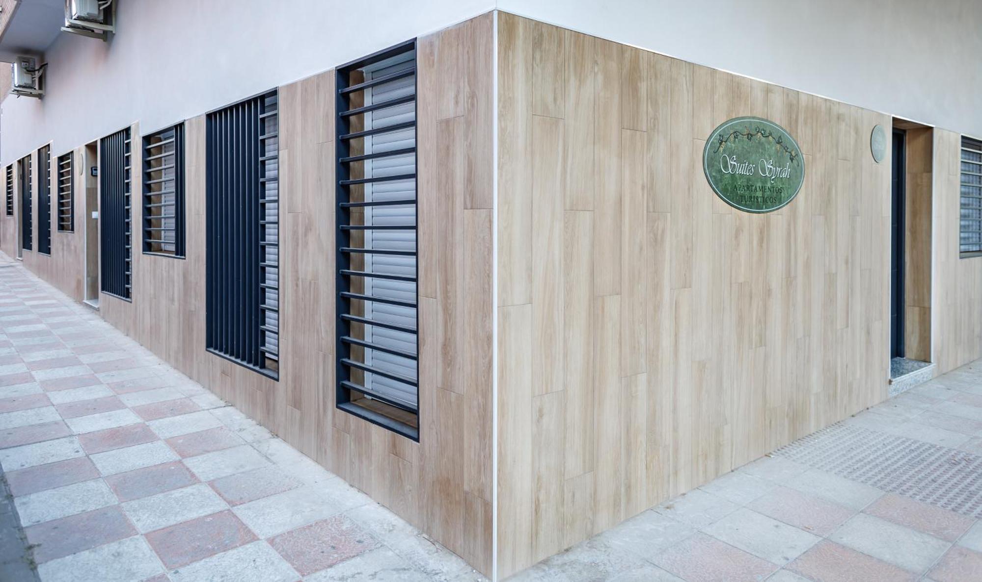 Apartamentos Luxury Suites Syrah Almendralejo Exterior foto